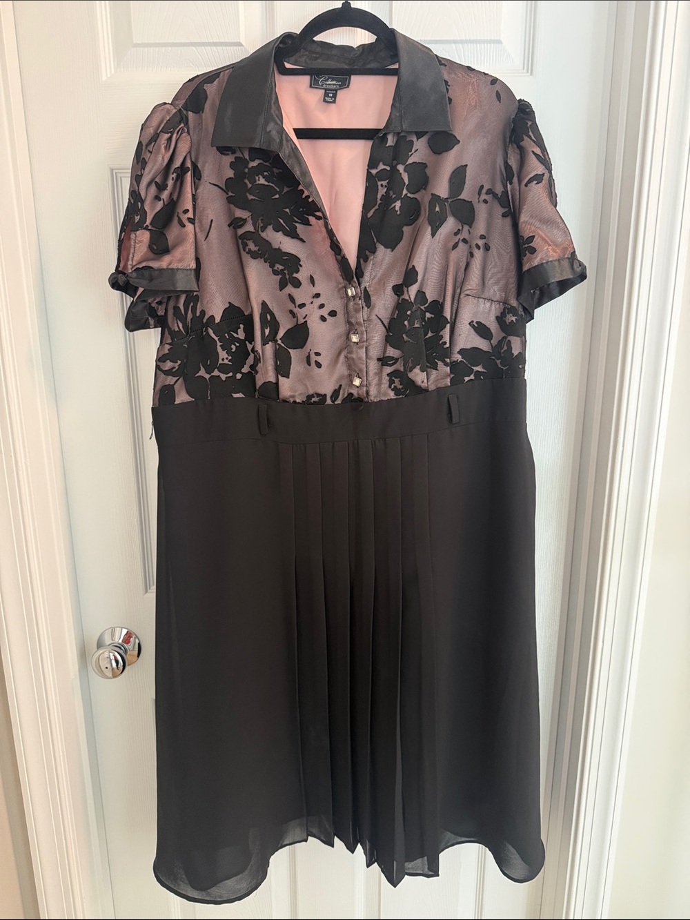 Unbranded Pink and Black Floral Bodice Pleated Skirt Dress